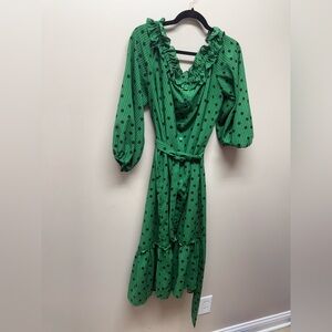 Who What Wear 
Women's XL
Elegant Green Polka Dot Dress
Good condition